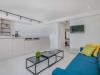 Недвижимость Многоквартирный дом Вепринац: 17