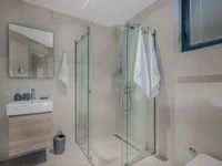 Недвижимость Многоквартирный дом Вепринац: 22