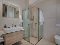 Недвижимость Многоквартирный дом Вепринац: 23