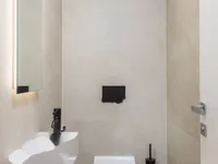 Недвижимость Трёхкомнатная квартира в центре: 19