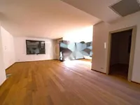 Недвижимость Двухкомнатная квартира, центр: 2