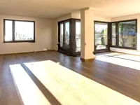 Недвижимость Двухкомнатная квартира, центр: 6