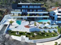 Недвижимость Четырехкомнатная квартира, центр, Опатия: 6