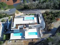 Недвижимость Четырехкомнатная квартира, центр, Опатия: 8