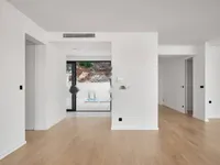 Недвижимость Четырехкомнатная квартира, центр, Опатия: 15