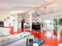 Недвижимость Четырехкомнатная квартира Центр: 15