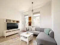 Недвижимость Трехкомнатная квартира в центре Опатии: 1