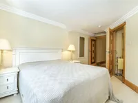 Недвижимость Hans Road: 2