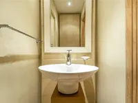 Недвижимость Hans Road: 6