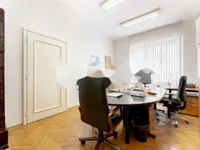 Недвижимость Квартира 5+ комнат в центре: 10