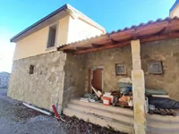 Недвижимость Многоквартирный дом Поляне: 12