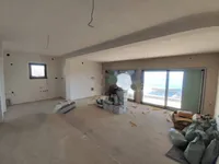 Недвижимость Многоквартирный дом Поляне: 53