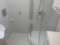 Недвижимость Двухкомнатная квартира в Центре: 5