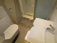 Недвижимость Трехкомнатная квартира в Центре: 12