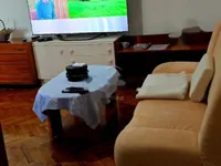 Недвижимость Двухкомнатная квартира в центре: 2