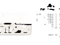 Недвижимость Трехкомнатная квартира в центре: 3