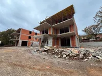 Недвижимость Квартира на первом Ичичи: 12