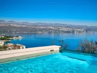 Недвижимость Четырехкомнатная квартира Центр: 6