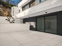 Недвижимость Четырехкомнатная квартира Центр: 12