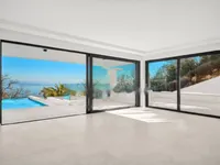 Недвижимость Четырехкомнатная квартира Центр: 13