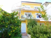 Недвижимость Многоквартирный дом Опатия: 3