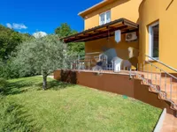 Недвижимость Семейный дом Вепринац: 2