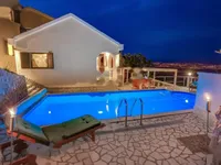 Недвижимость Особняк 430 м², Центр, Опатия: 12