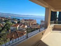 Недвижимость Четырехкомнатная квартира Центр: 4