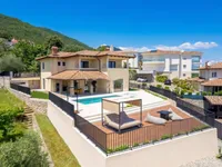 Недвижимость Семейный дом в Центре Опатии: 2