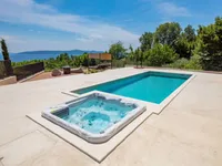 Недвижимость Семейный дом в Центре Опатии: 31