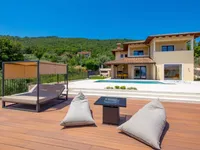 Недвижимость Семейный дом в Центре Опатии: 33