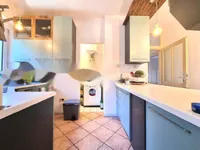 Недвижимость Четырехкомнатная квартира Центр: 6