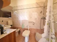 Недвижимость Четырехкомнатная квартира Центр: 11