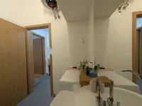 Недвижимость Двухкомнатная квартира Центр: 13