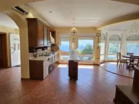 Недвижимость Четырехкомнатная квартира, Центр, Опатия.: 17