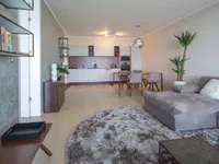 Недвижимость Двухкомнатная квартира в центре: 11