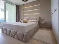 Недвижимость Двухкомнатная квартира в центре: 14