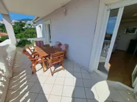 Недвижимость Квартира на втором этаже, Ичичи: 13