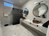 Недвижимость Четырехкомнатная квартира Центр: 12