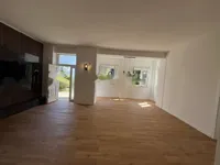 Недвижимость Четырехкомнатная квартира Центр: 25