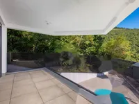 Недвижимость Трёхкомнатная квартира в Опатии: 1