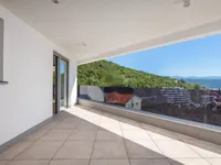 Недвижимость Трёхкомнатная квартира в Опатии: 6