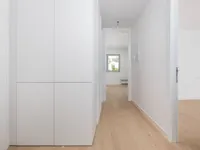 Недвижимость Трехкомнатная квартира в центре: 13