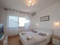 Недвижимость Четырехкомнатная квартира Центр Опатия: 10