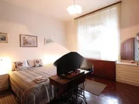 Недвижимость Двухкомнатная квартира в центре: 18