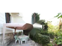 Недвижимость Двухкомнатная квартира в центре: 20