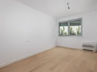 Недвижимость Трехкомнатная квартира Центр: 12