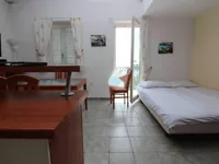 Недвижимость Многоквартирный дом Ика: 13