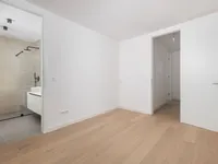 Недвижимость Трёхкомнатная квартира в центре: 14