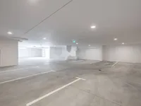 Недвижимость Трёхкомнатная квартира в центре: 30